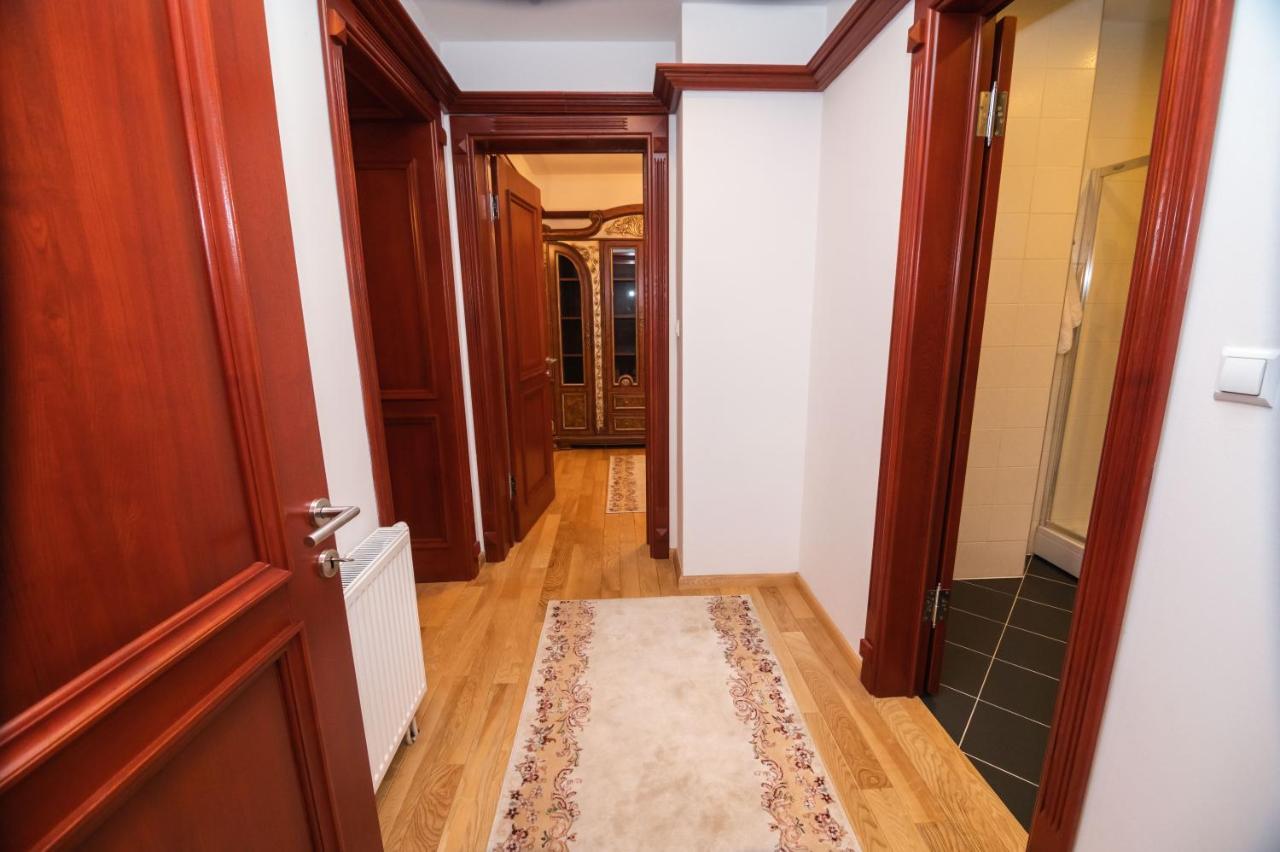 Heart Of Ferhadija Apartment Sarajevo Exterior photo